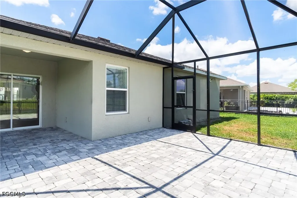 2707 Tarragona Court Cape Coral FL 33909