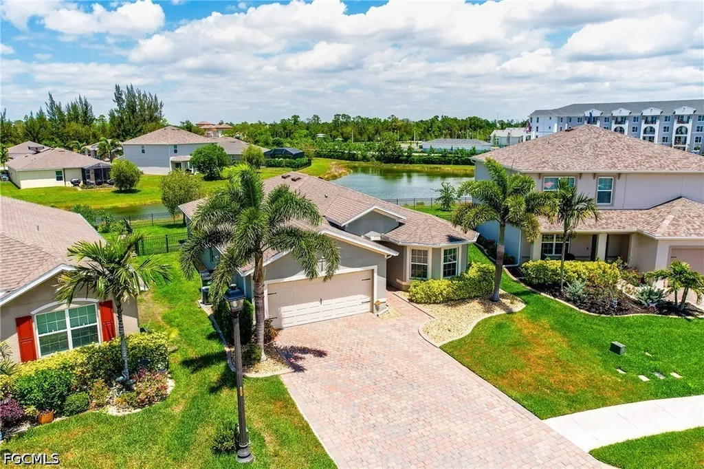 2707 Tarragona Court Cape Coral FL 33909