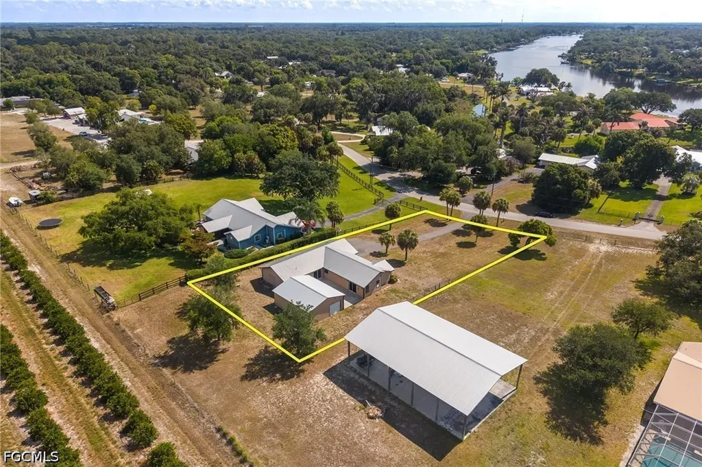 550 Caloosa Estates Drive Labelle FL 33935