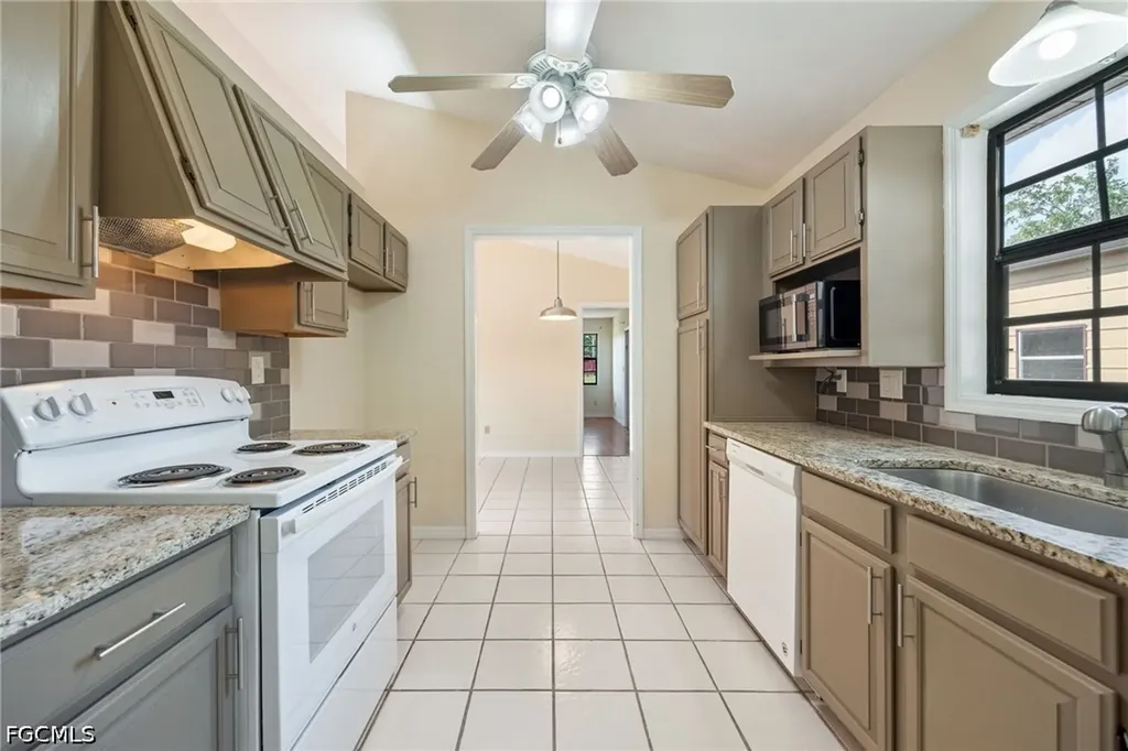 550 Caloosa Estates Drive Labelle FL 33935