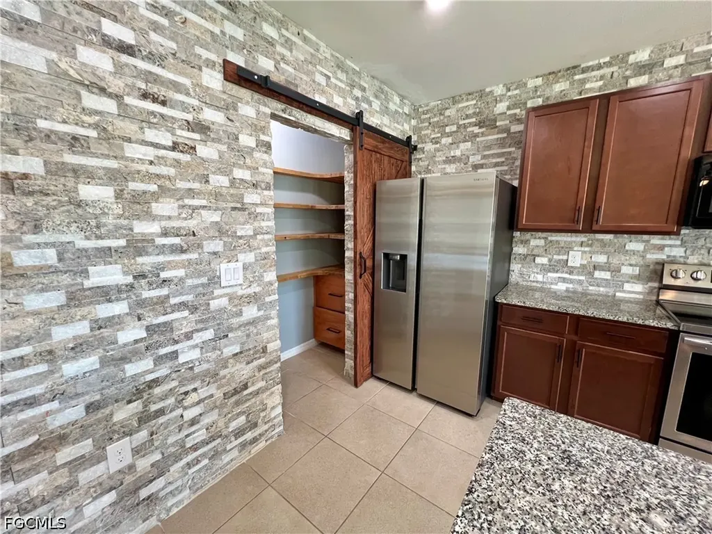 10293 Silver Pond Lane Lehigh Acres FL 33936
