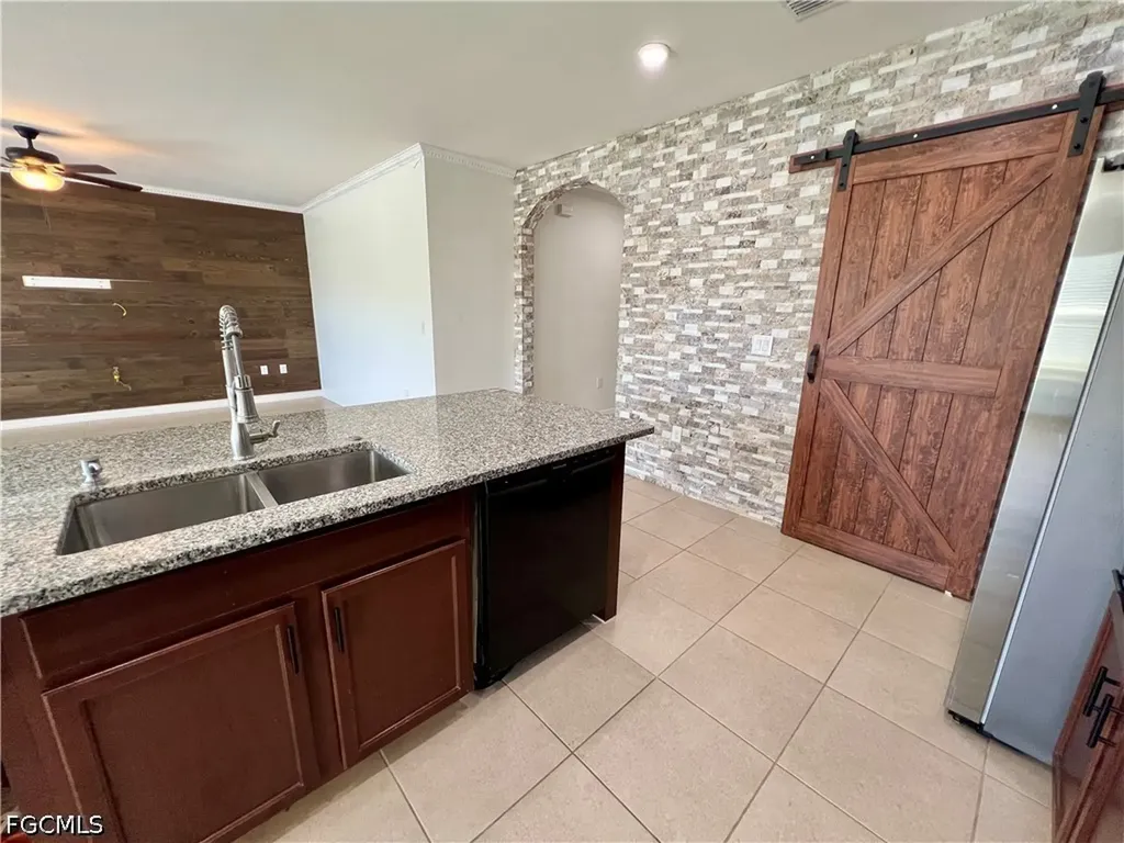 10293 Silver Pond Lane Lehigh Acres FL 33936