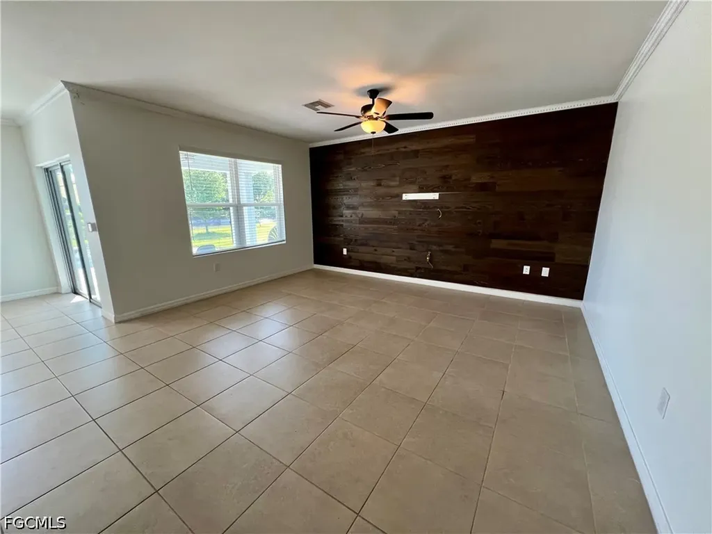 10293 Silver Pond Lane Lehigh Acres FL 33936