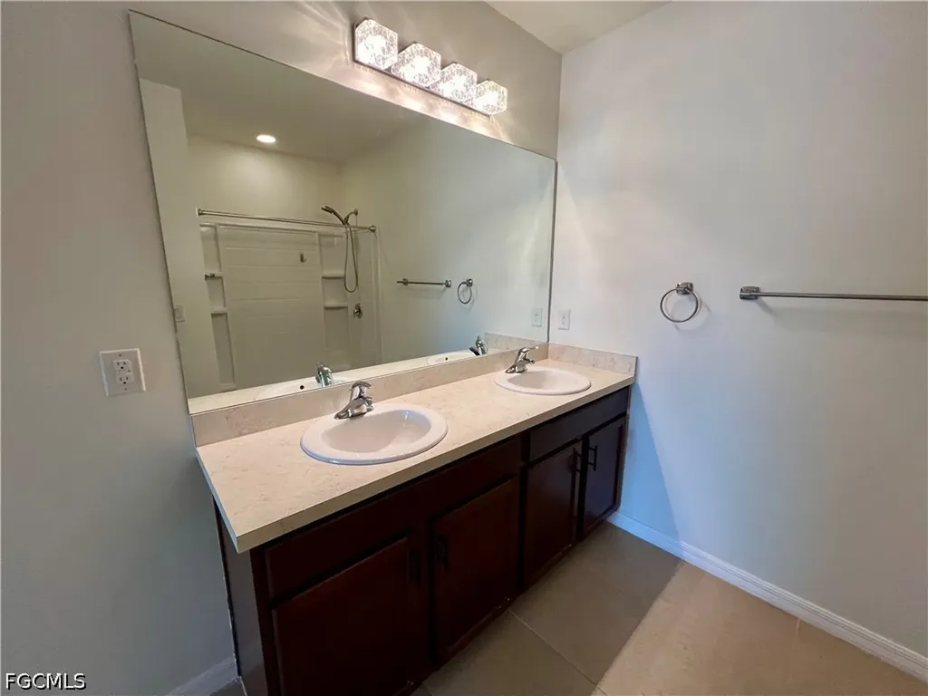 10293 Silver Pond Lane Lehigh Acres FL 33936