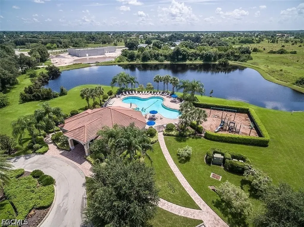 10293 Silver Pond Lane Lehigh Acres FL 33936