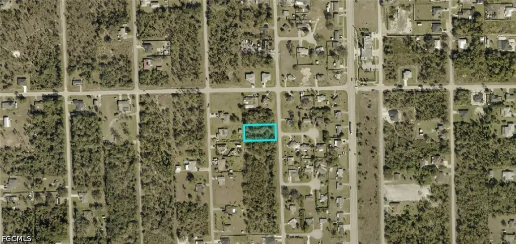 919 Gerald Avenue Lehigh Acres FL 33936