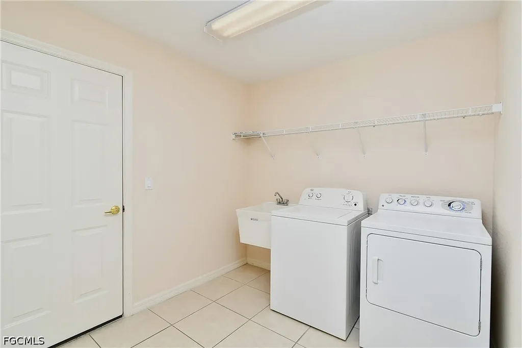 4808 Fairloop Run Lehigh Acres FL 33973