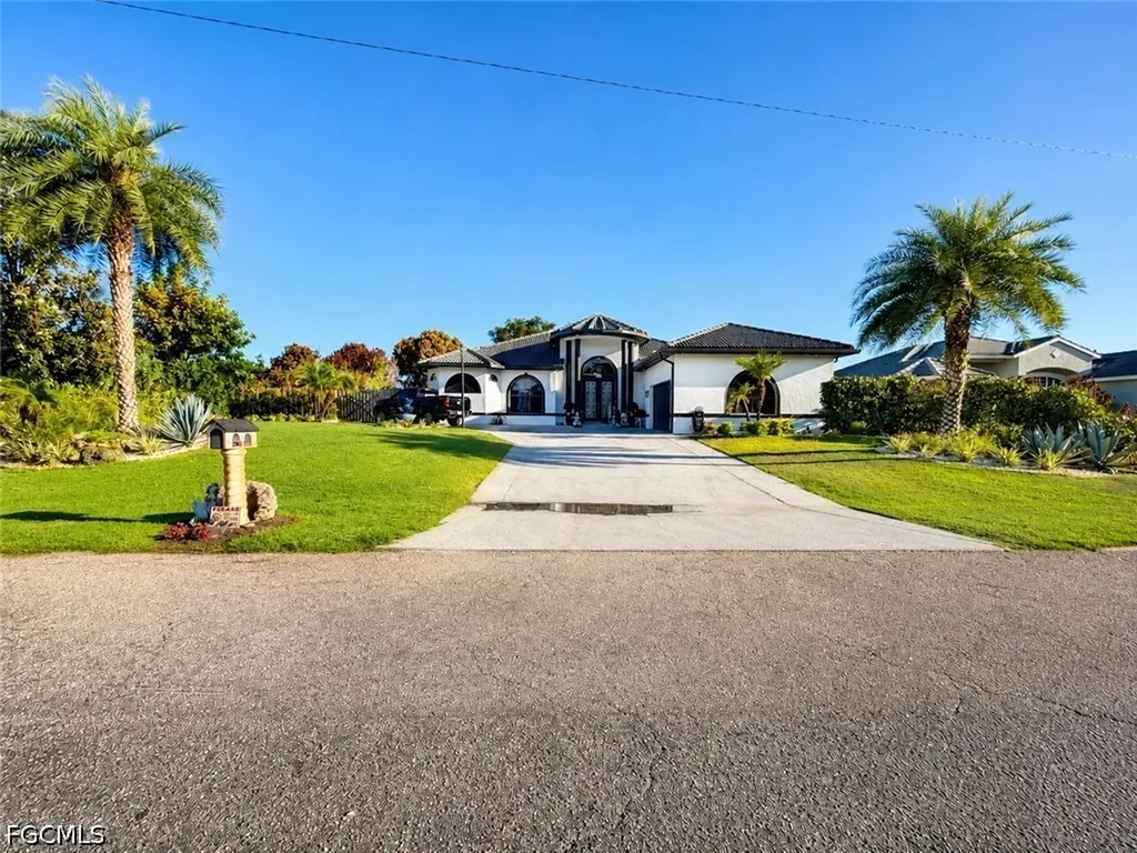 1204 E 4th Street Lehigh Acres FL 33936