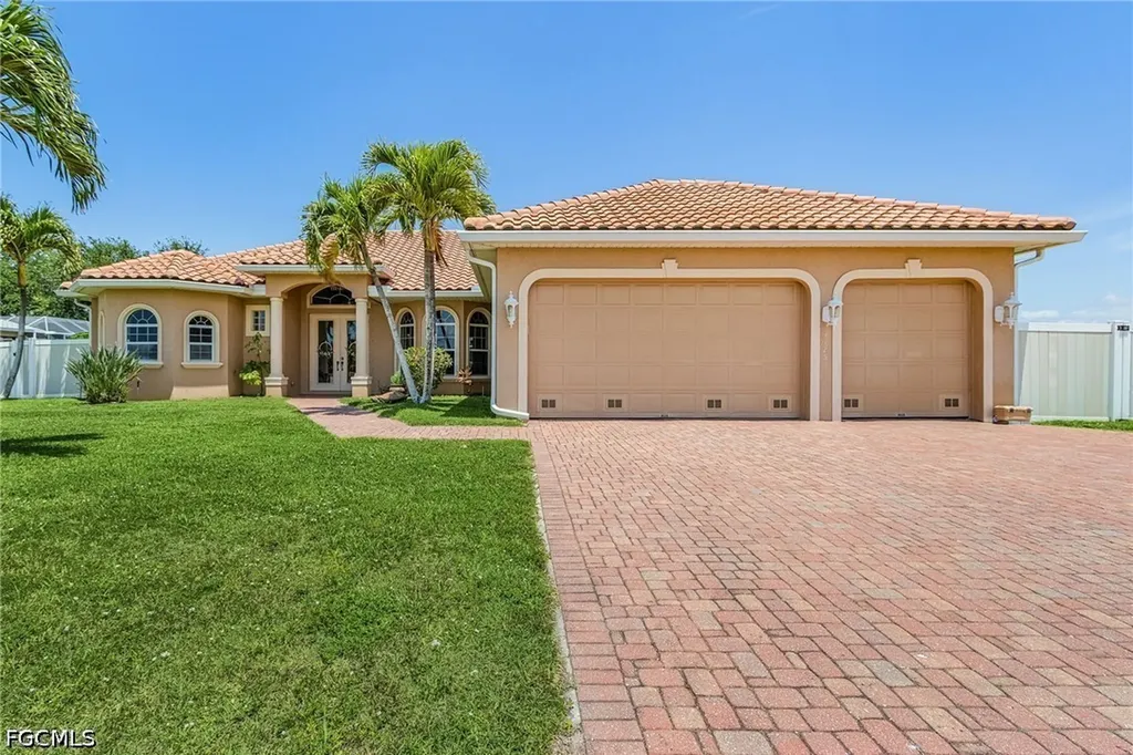 4125 Jacaranda Parkway W Cape Coral FL 33993
