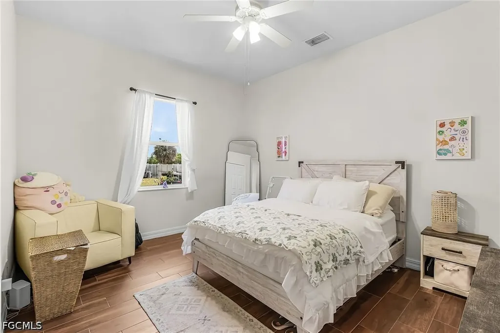4125 Jacaranda Parkway W Cape Coral FL 33993