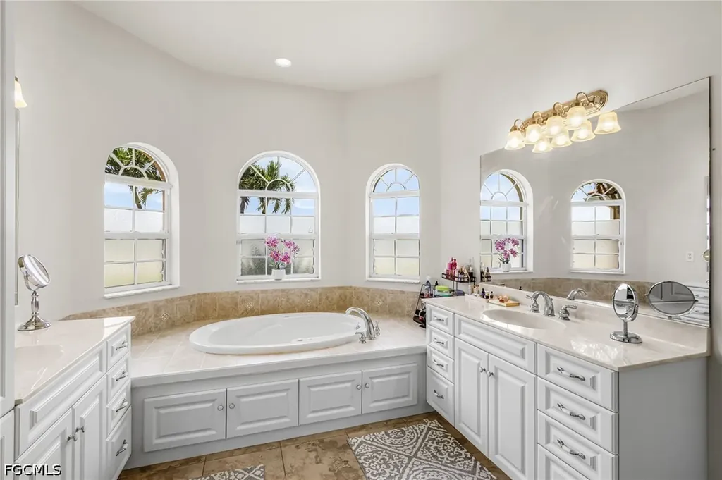 4125 Jacaranda Parkway W Cape Coral FL 33993