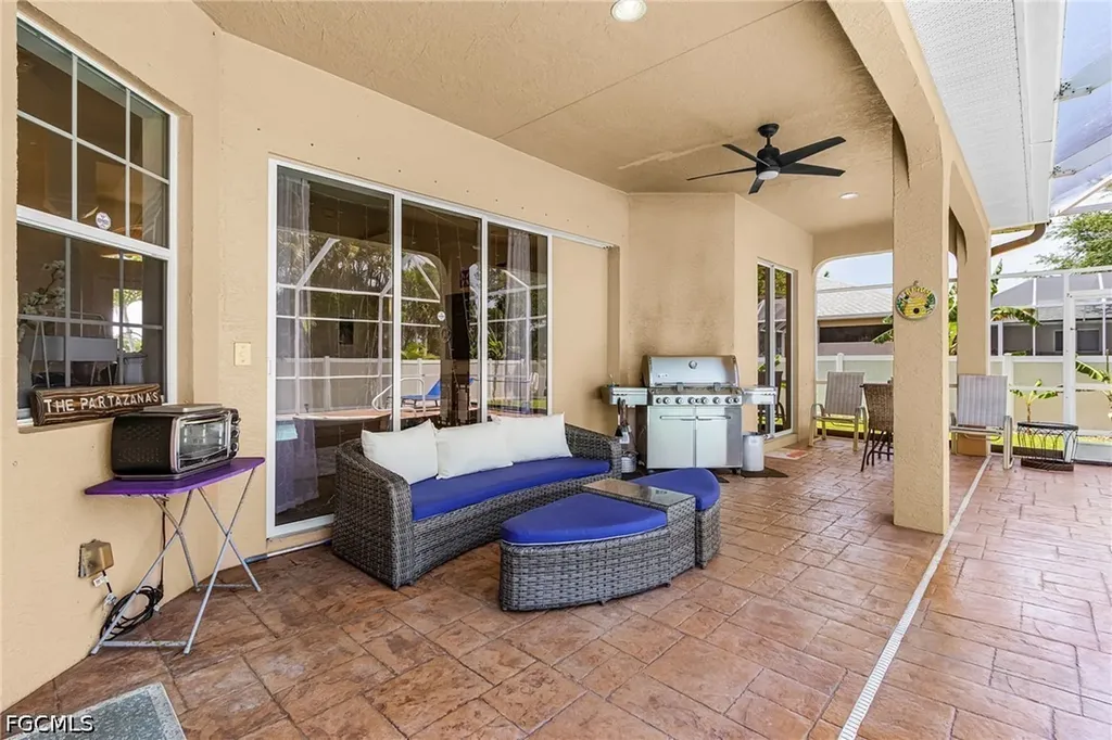 4125 Jacaranda Parkway W Cape Coral FL 33993