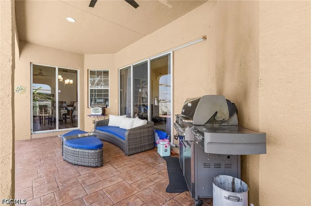 4125 Jacaranda Parkway W Cape Coral FL 33993