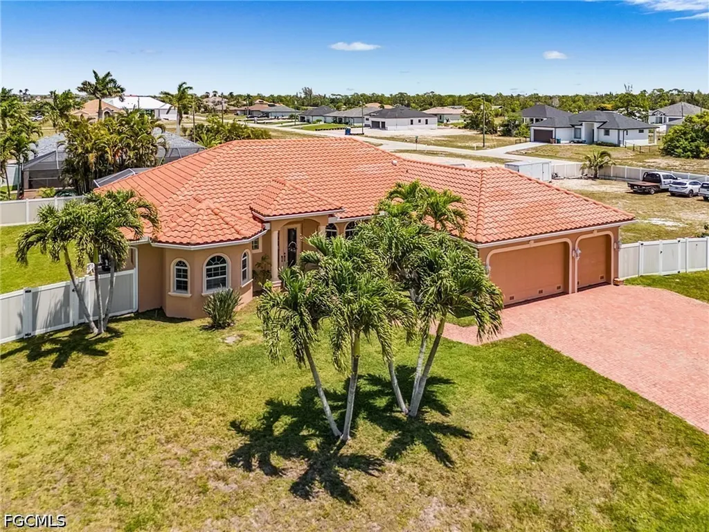 4125 Jacaranda Parkway W Cape Coral FL 33993
