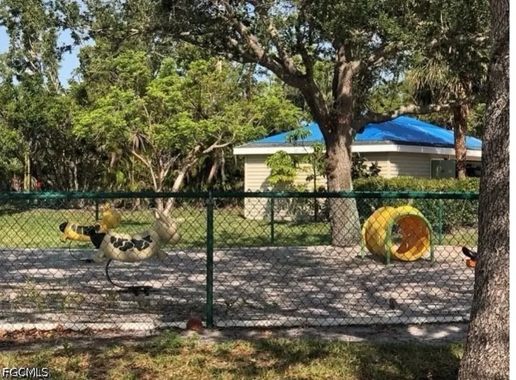 1775 Four Mile Cove Parkway Cape Coral FL 33990