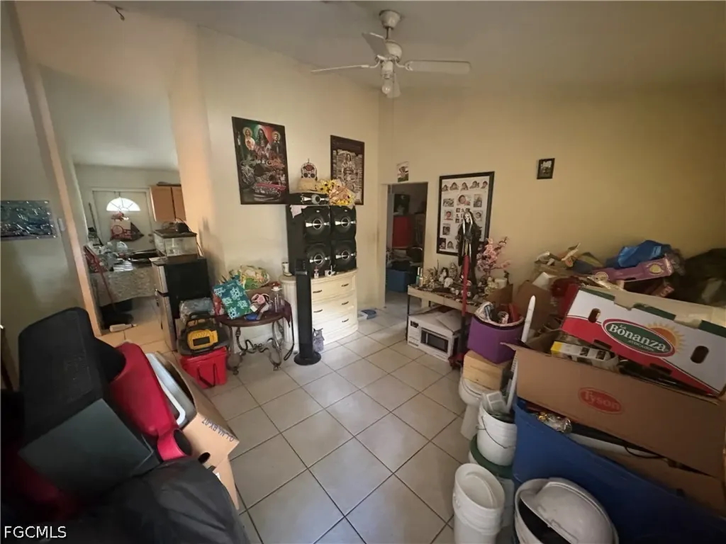 3123 Pine Tree Drive Naples FL 34112