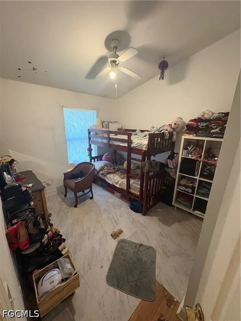 3123 Pine Tree Drive Naples FL 34112