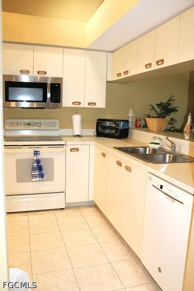 12191 Kelly Sands Way Fort Myers FL 33908