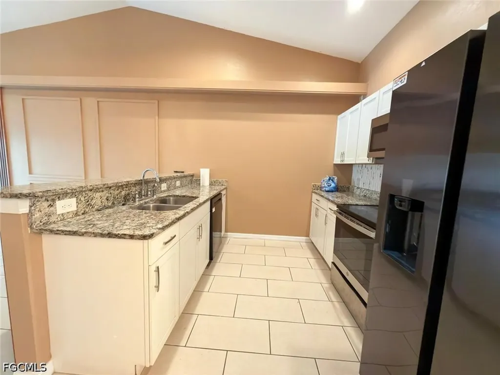4126 Skyline Boulevard Cape Coral FL 33914