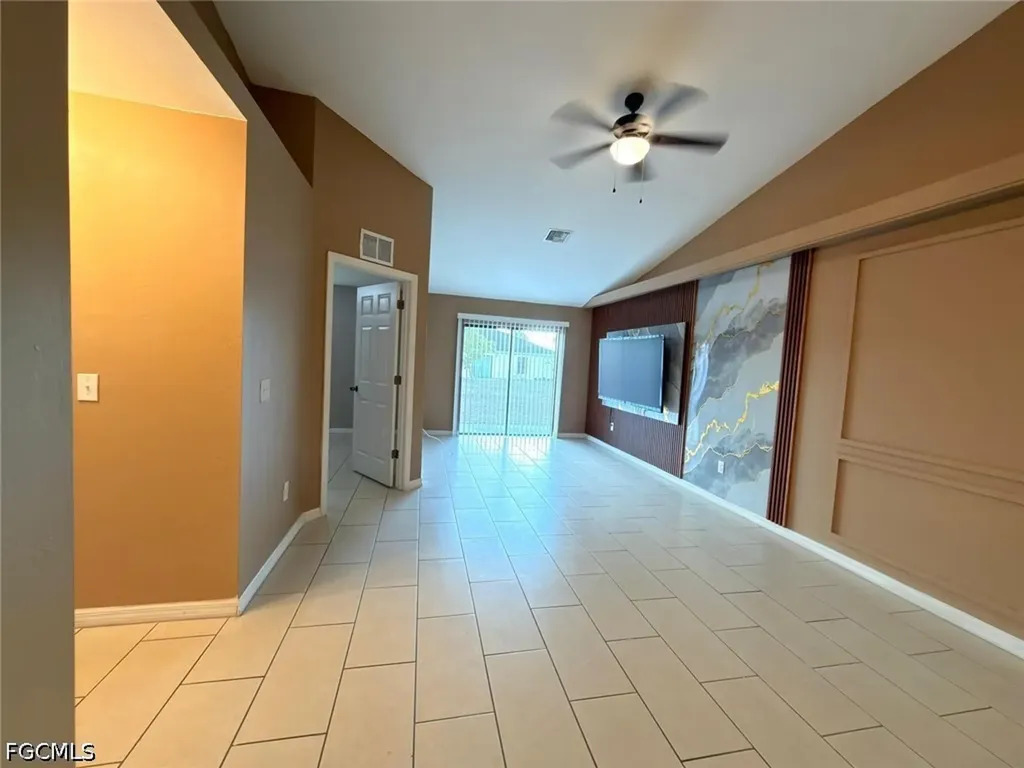 4126 Skyline Boulevard Cape Coral FL 33914