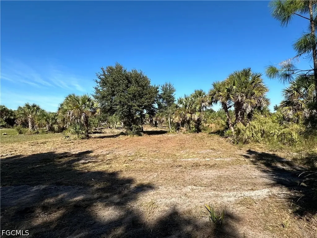 380 39th Avenue NW Naples FL 34120