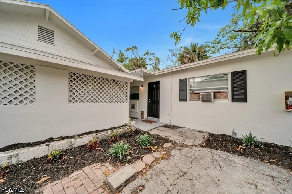 1840 Lafayette Street Fort Myers FL 33901
