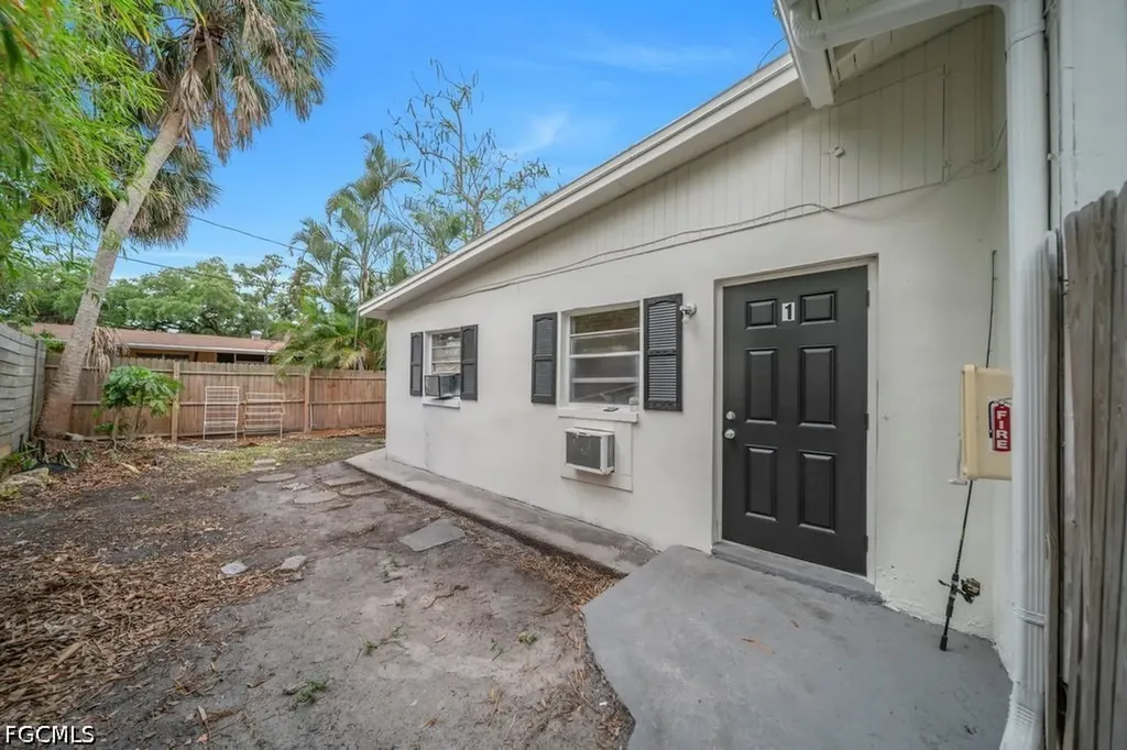 1840 Lafayette Street Fort Myers FL 33901