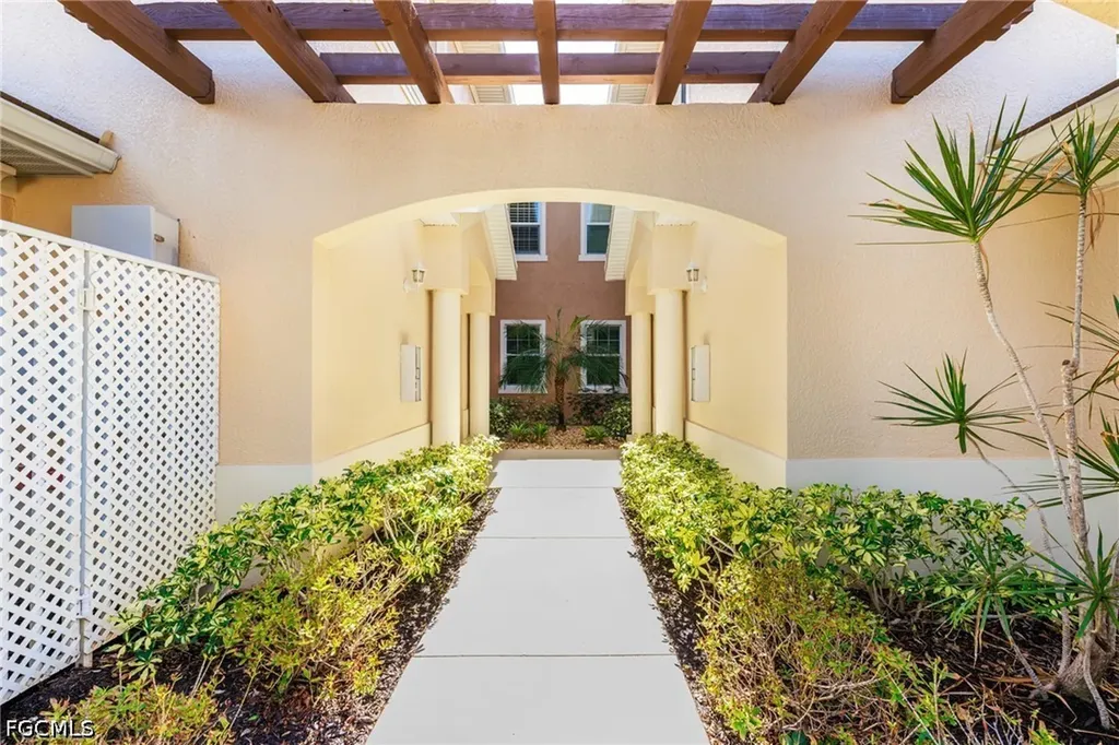 10641 Pelican Preserve Boulevard Fort Myers FL 33913