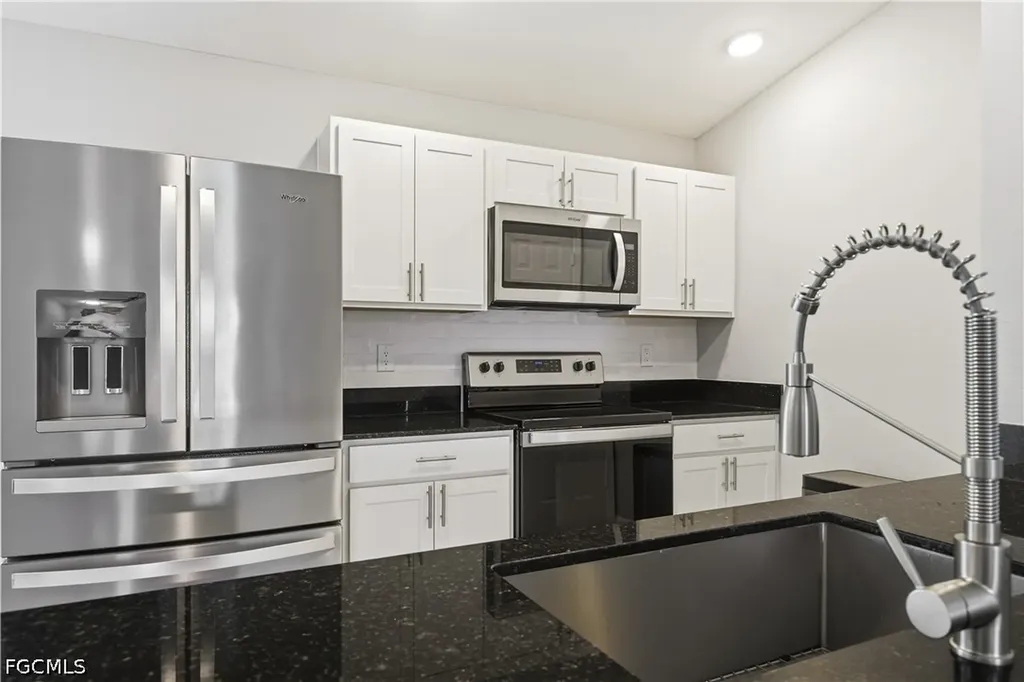 402 NW 18th Terrace Cape Coral FL 33993