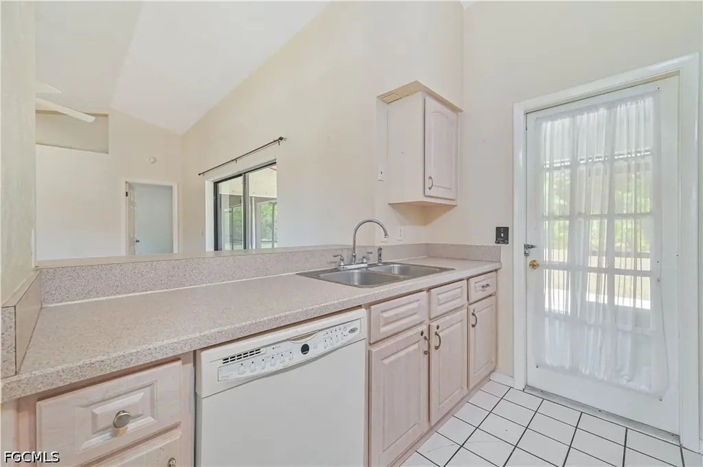 7248 Coolidge Road Fort Myers FL 33967