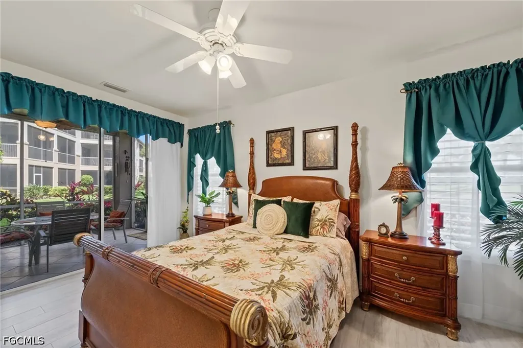 8239 Parkstone Place Naples FL 34120