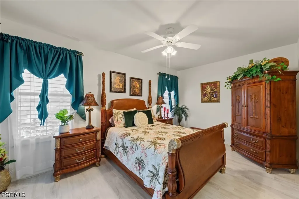 8239 Parkstone Place Naples FL 34120