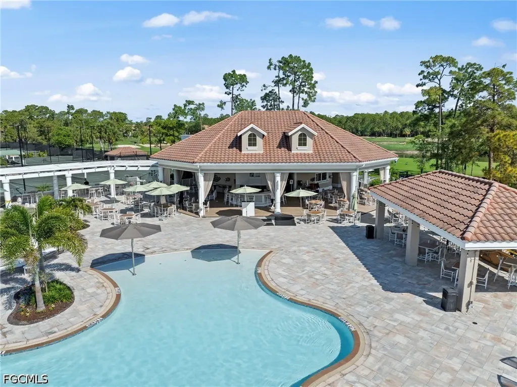 8239 Parkstone Place Naples FL 34120