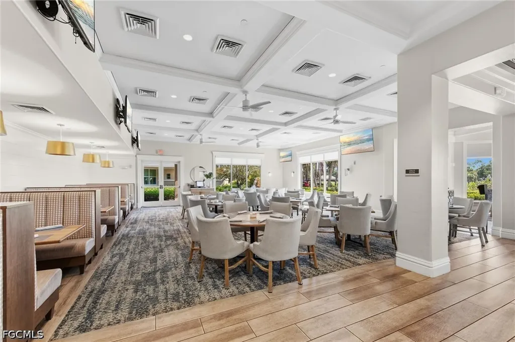 8239 Parkstone Place Naples FL 34120