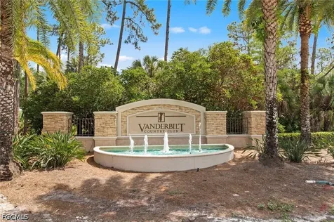 8239 Parkstone Place Naples FL 34120