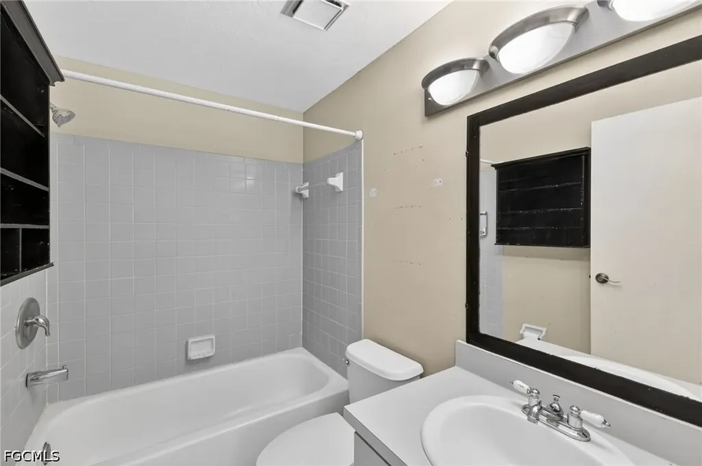 2623 NE 22nd Avenue Cape Coral FL 33909
