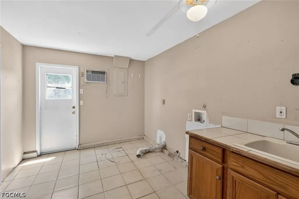 2623 NE 22nd Avenue Cape Coral FL 33909