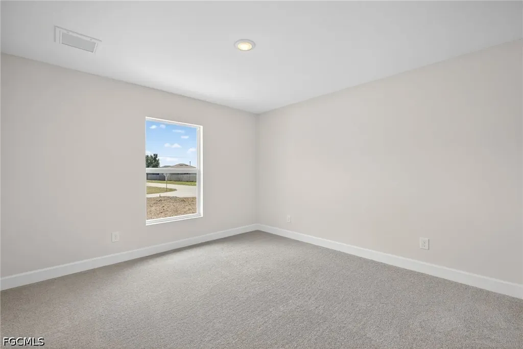 2116 NW 3rd Avenue Cape Coral FL 33993
