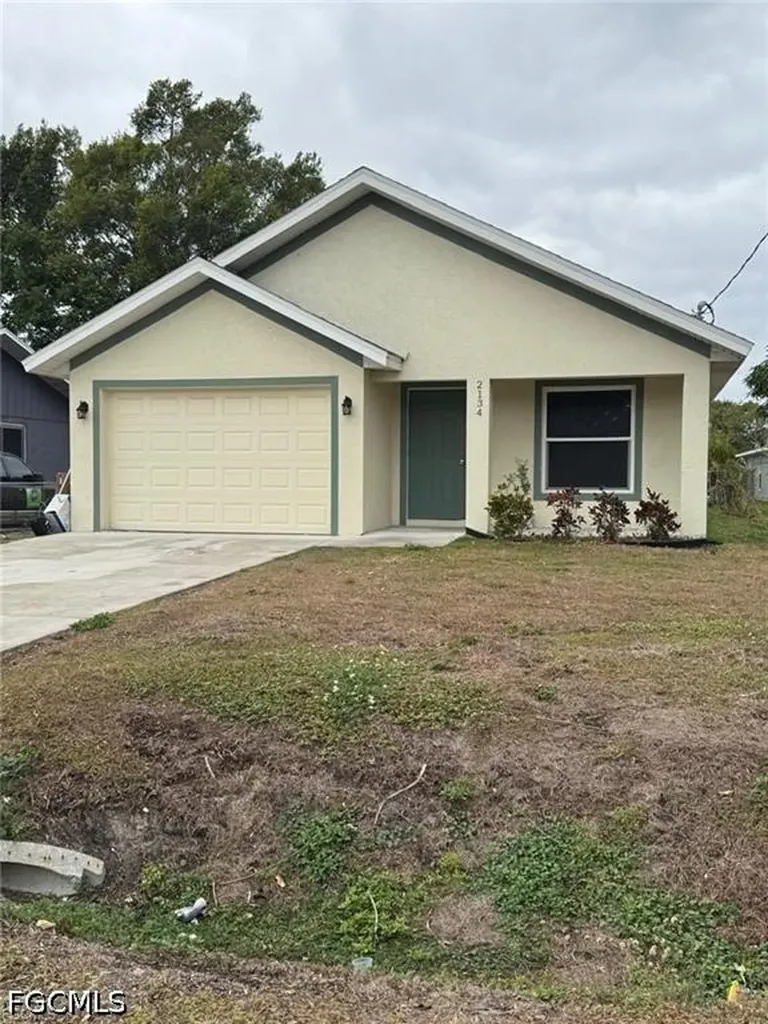 2134 Davis Street Fort Myers FL 33916