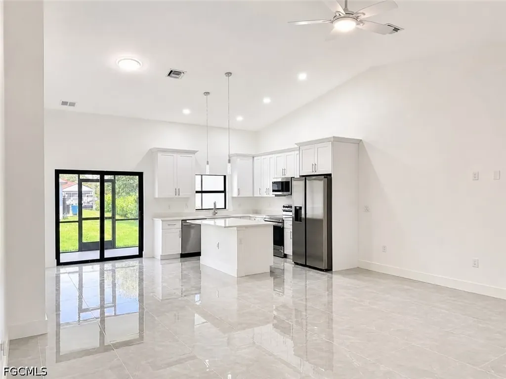 4412 25th Street SW Lehigh Acres FL 33973
