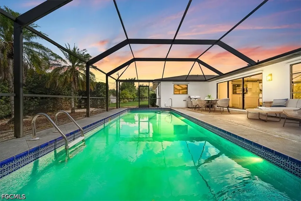 13 SE 20th Place Cape Coral FL 33990