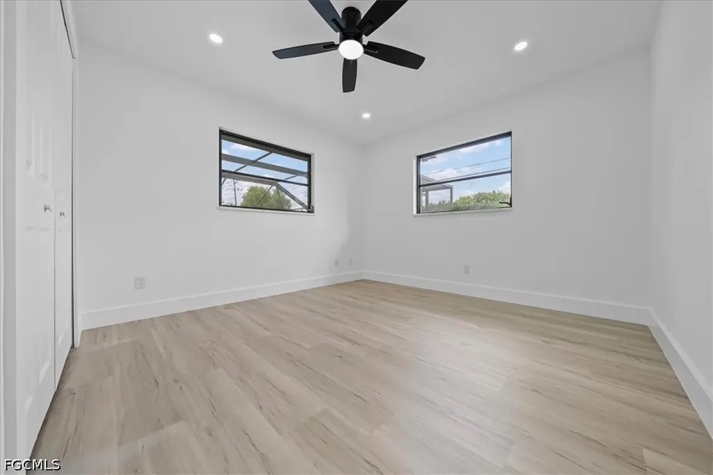 13 SE 20th Place Cape Coral FL 33990