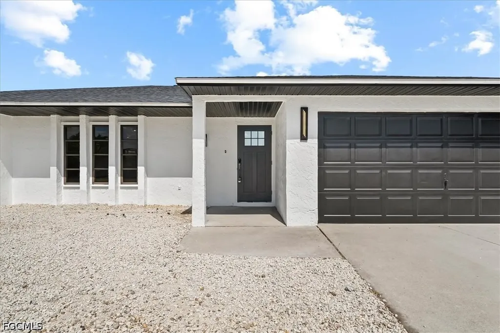 13 SE 20th Place Cape Coral FL 33990