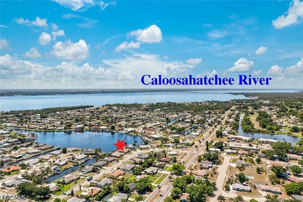 4530 Vinsetta Avenue North Fort Myers FL 33903