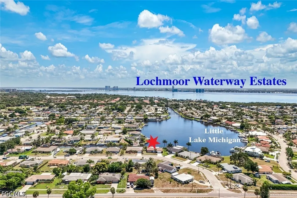4530 Vinsetta Avenue North Fort Myers FL 33903