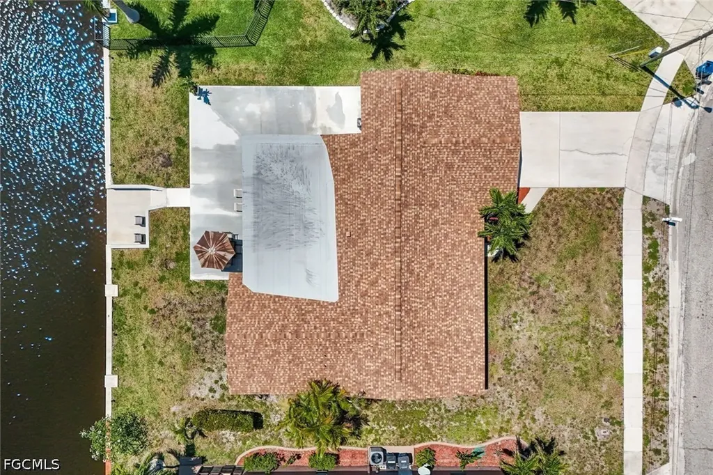 4530 Vinsetta Avenue North Fort Myers FL 33903