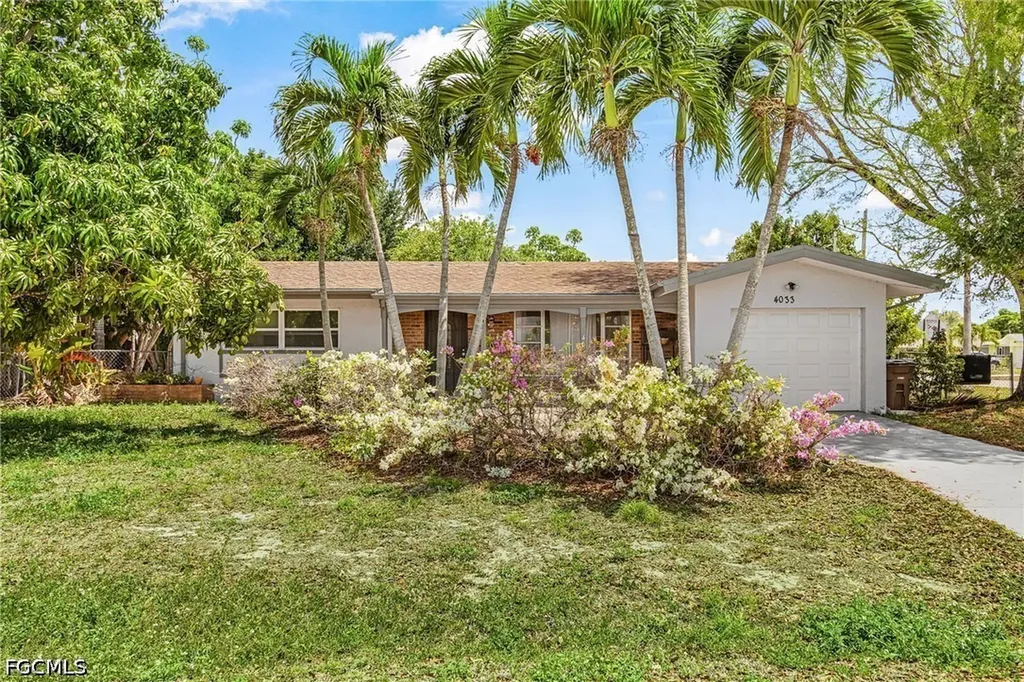 4033 Country Club Boulevard Cape Coral FL 33904