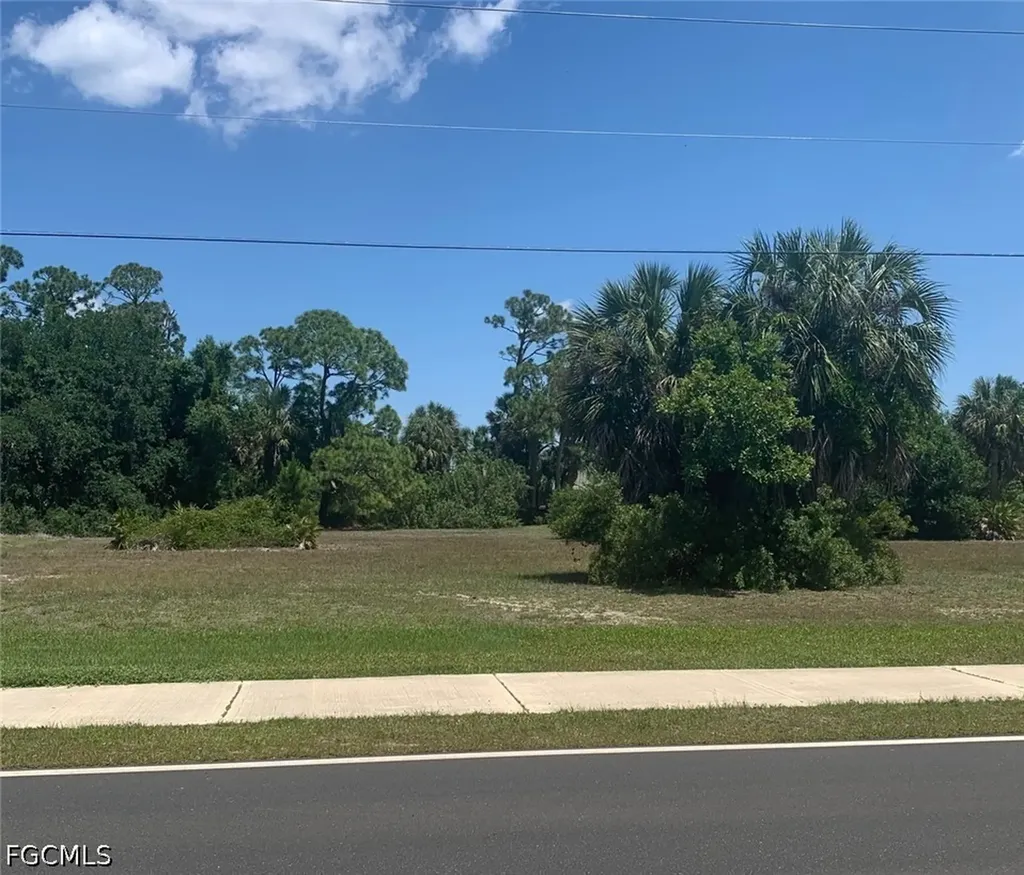 24368 Vincent Avenue Punta Gorda FL 33955