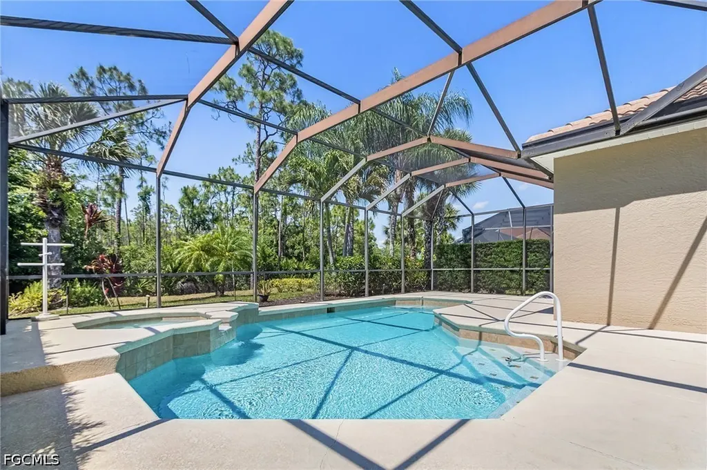 9044 Shadow Glen Way Fort Myers FL 33913