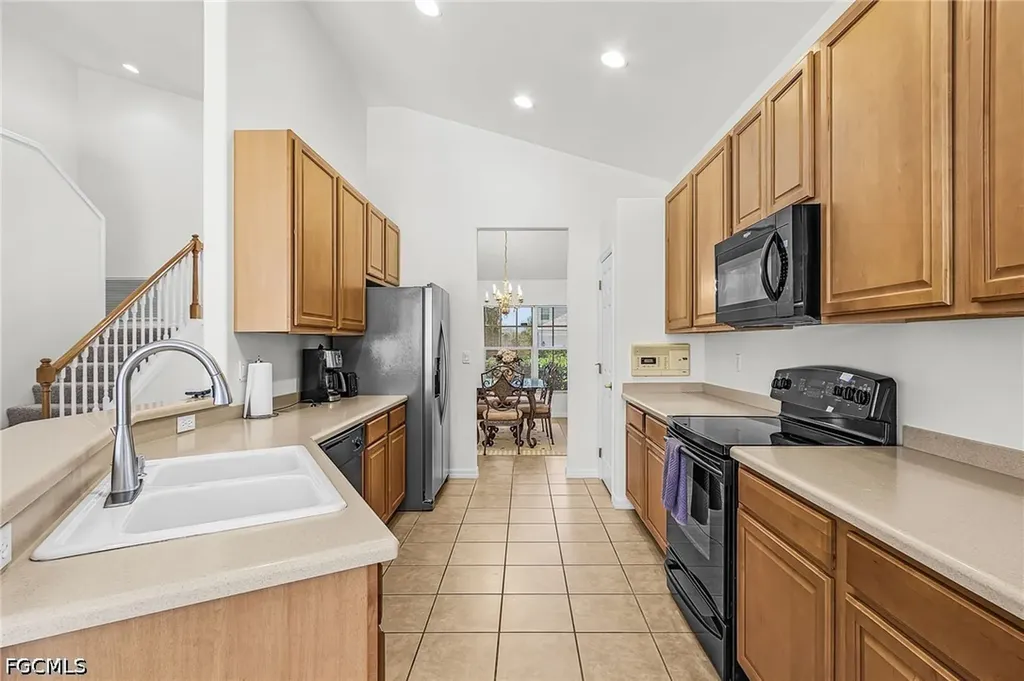9044 Shadow Glen Way Fort Myers FL 33913